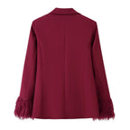 Blazer Feder