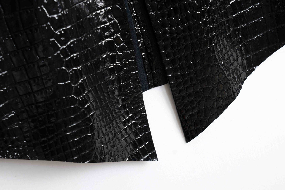 Patent Croco Glam – Glänzendes Schwarz Echtleder